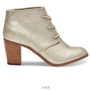 Toms Lunata Lace-Up booties in white gold metallic